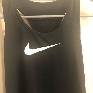Nike pro training top
